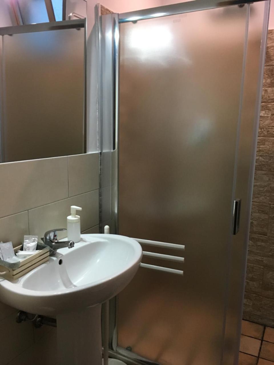 Camere Con Terrazzino Valderice Exterior photo